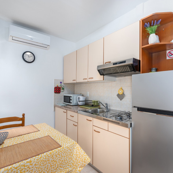 K&uuml;che, Apartmani Karpinjan (Novigrad), Pure Istrian Experience Novigrad